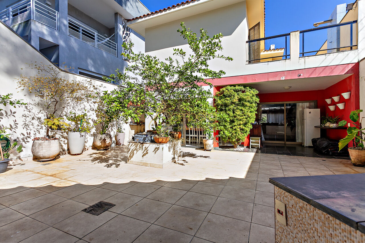 Casa no bairro Chácara Monte Alegre - São Paulo