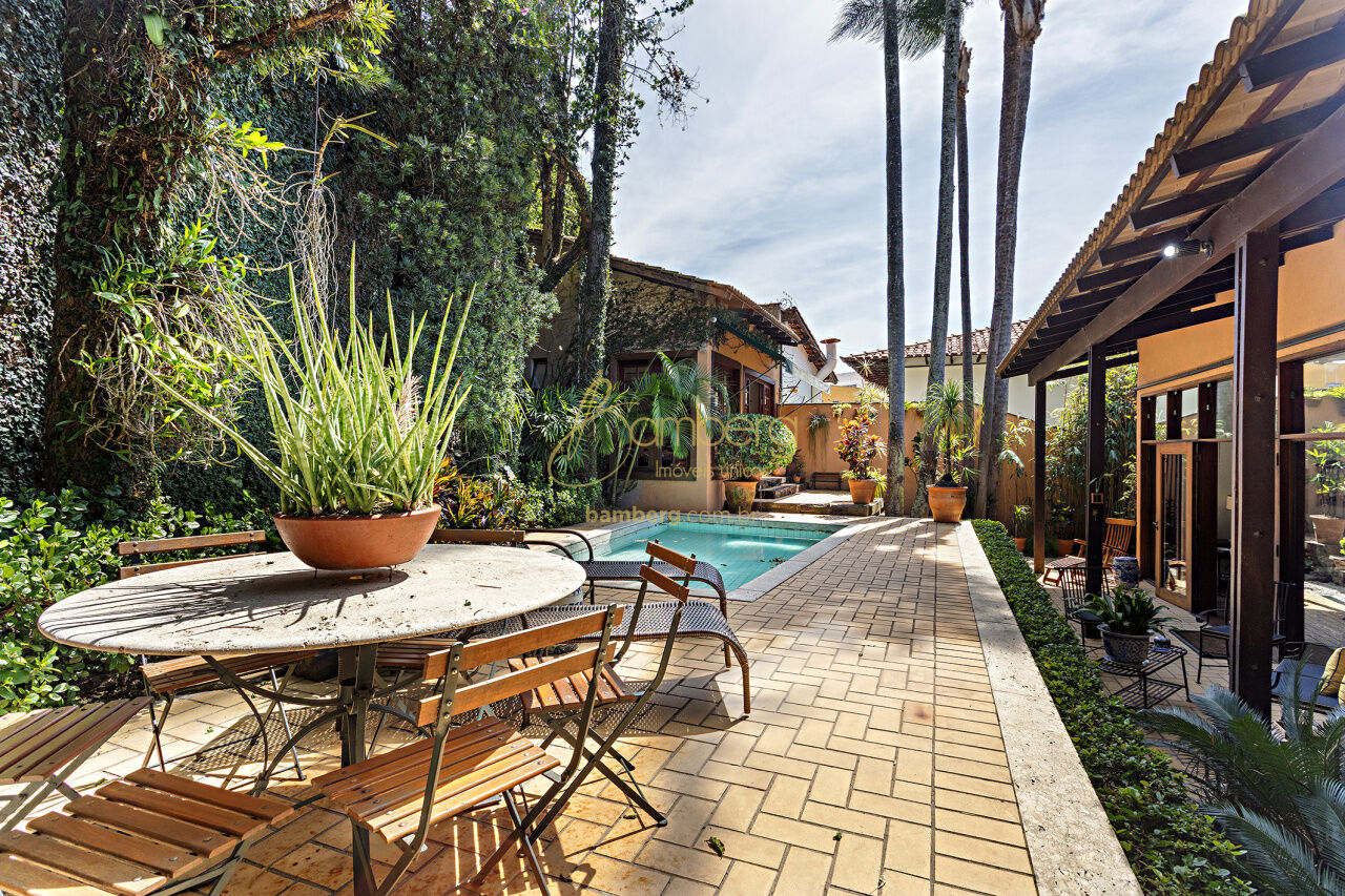 Casa no bairro Jardim Guedala - São Paulo