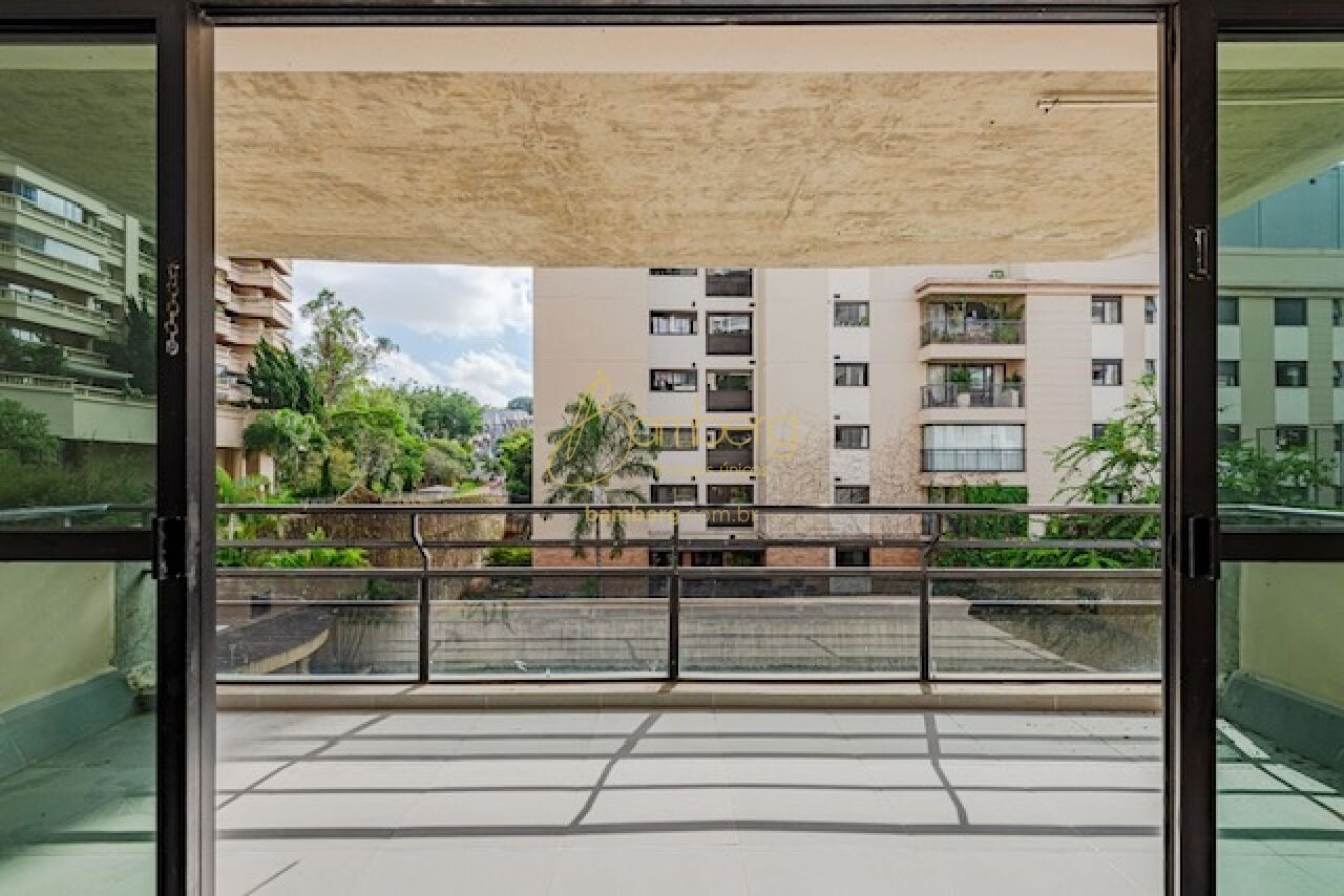 Apartamento no bairro Real Parque - São Paulo