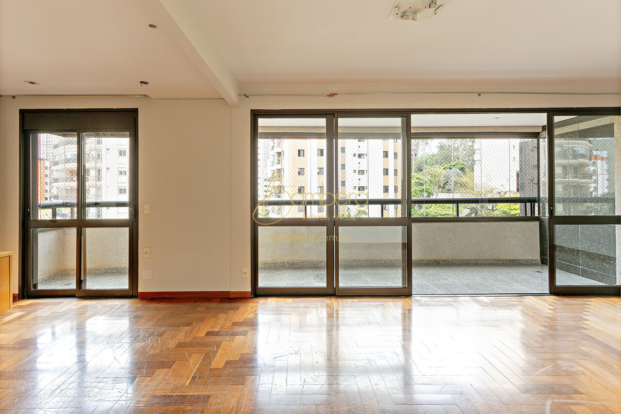 Apartamento no bairro Morumbi - São Paulo