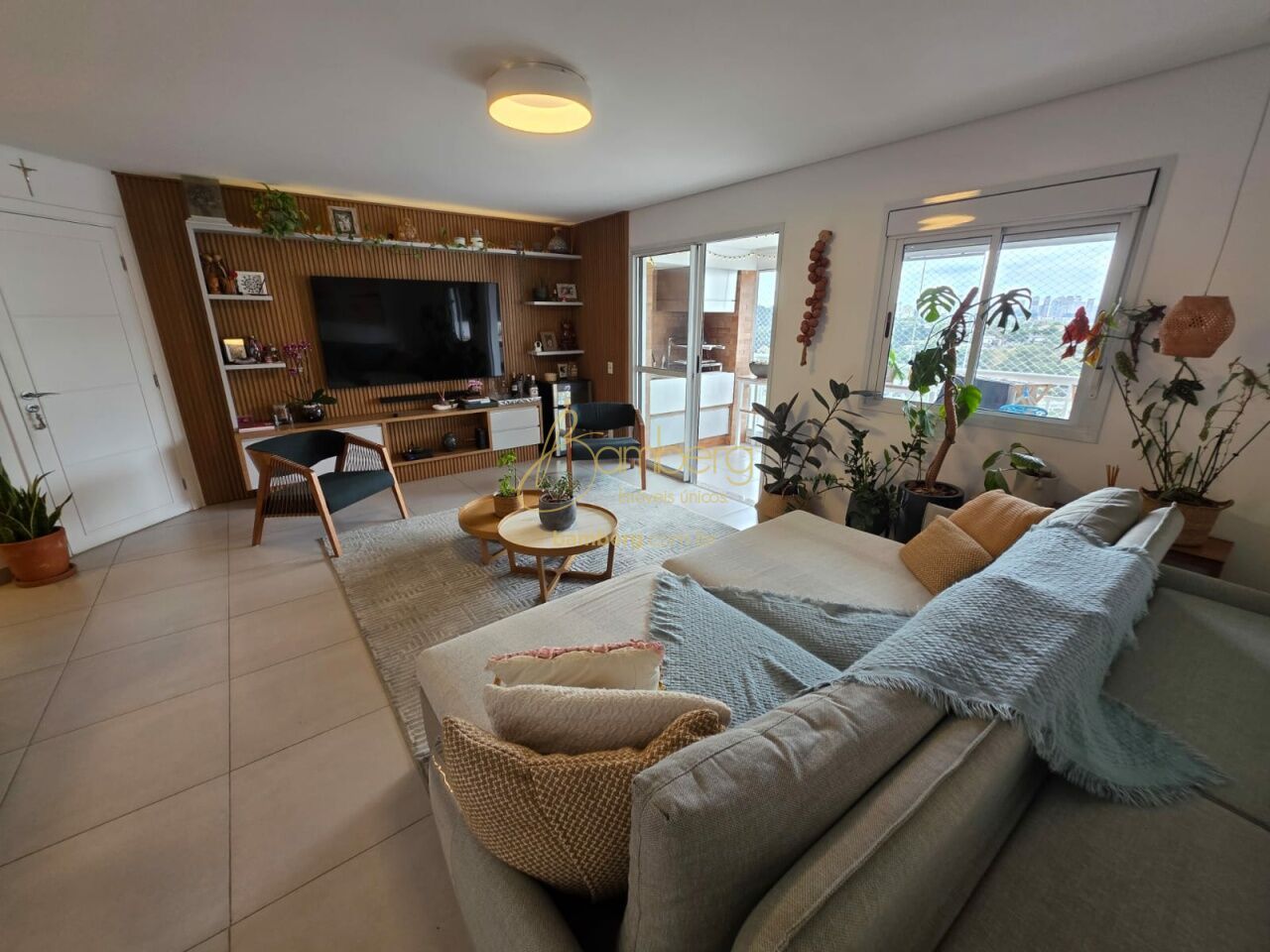 Apartamento no bairro Chácara Santo Antônio  - São Paulo