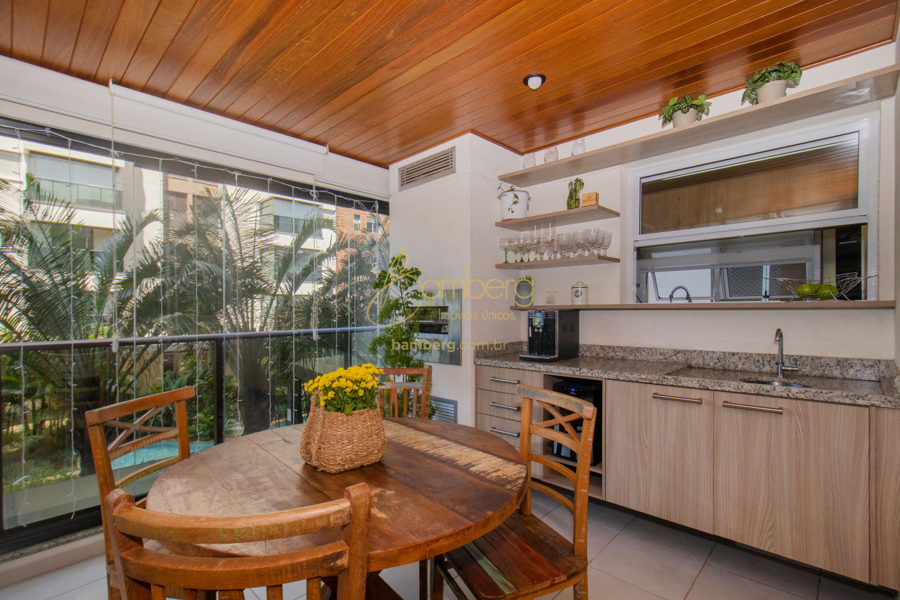 Apartamento no bairro Granja Julieta - São Paulo