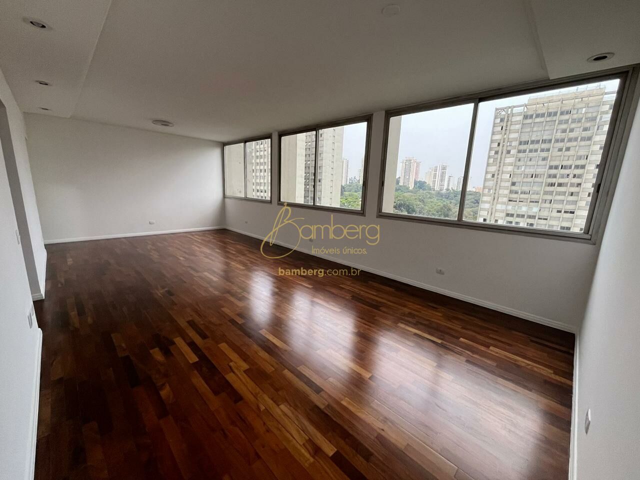 Apartamento no bairro Morumbi - São Paulo