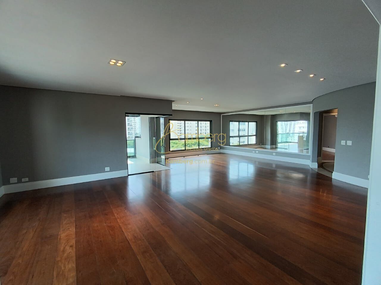 Apartamento no bairro Real Parque - São Paulo