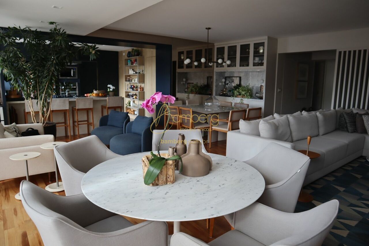 Apartamento no bairro Cidade Jardim - São Paulo