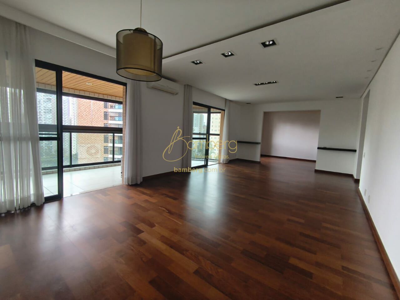 Apartamento no bairro Morumbi - São Paulo