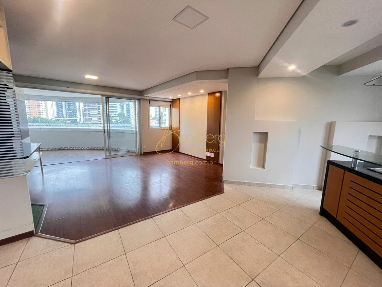 Apartamento no bairro Brooklin Paulista - São Paulo