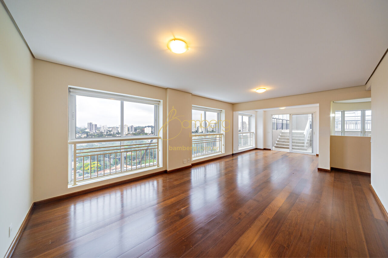 Apartamento no bairro Granja Julieta - São Paulo