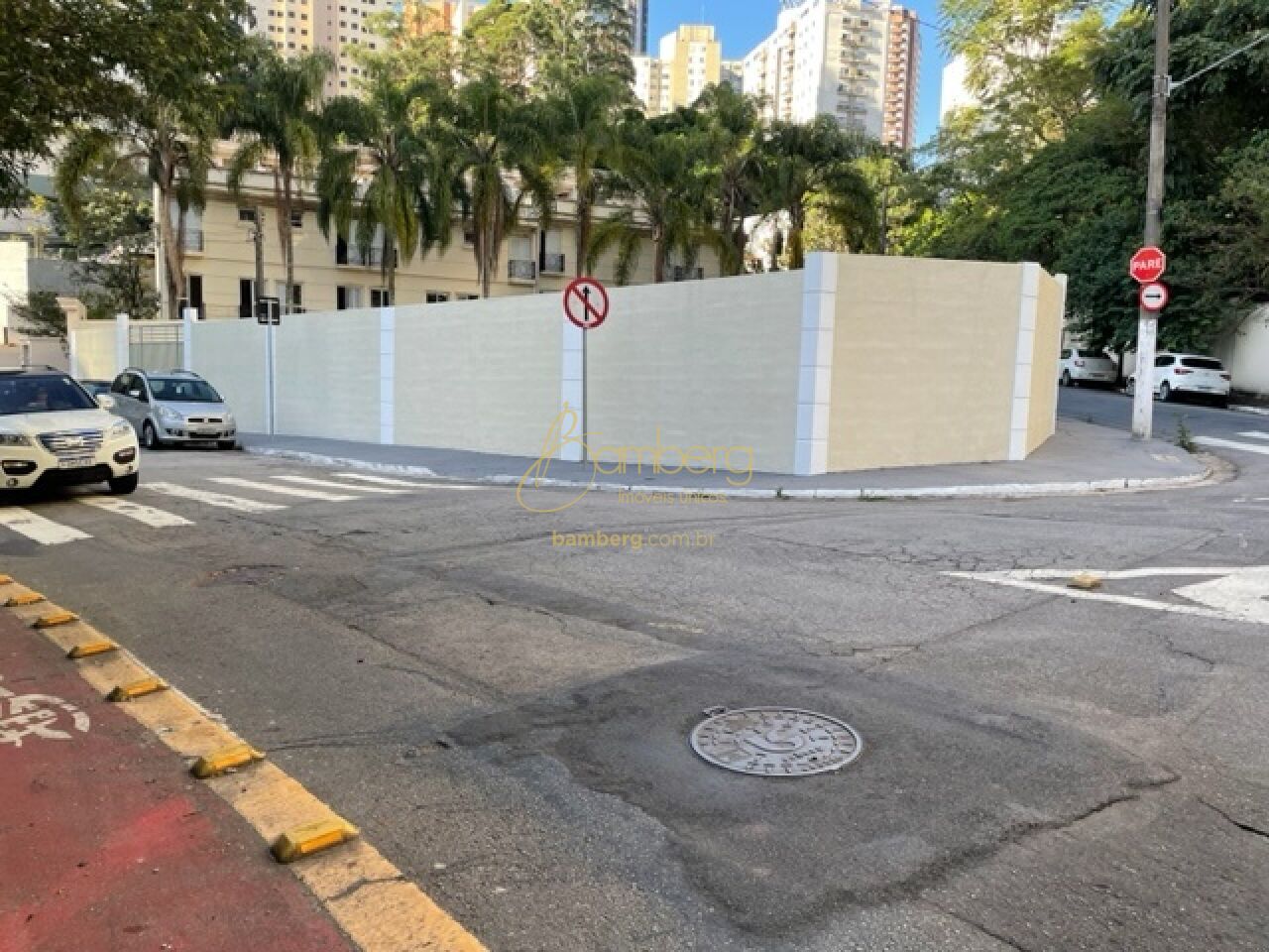 Terreno no bairro Vila Andrade - São Paulo