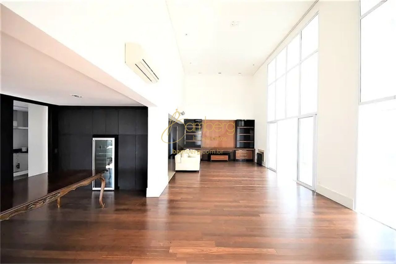 Apartamento no bairro Panamby - São Paulo