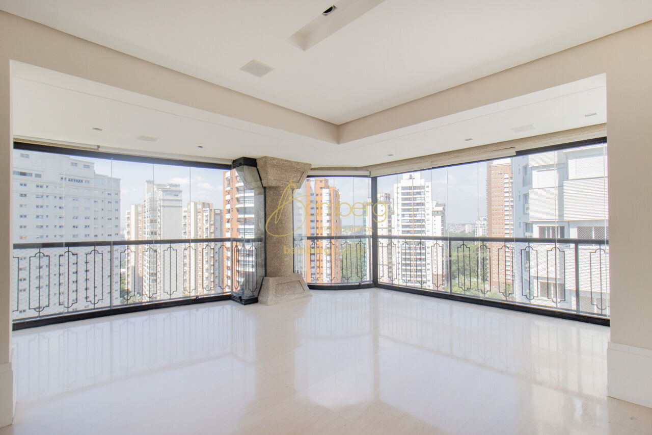 Apartamento no bairro Panamby - São Paulo