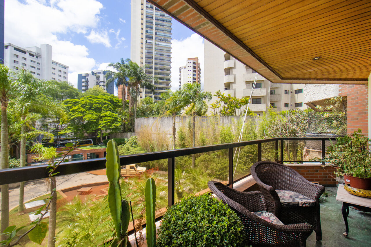 Apartamento no bairro Vila Suzana - São Paulo