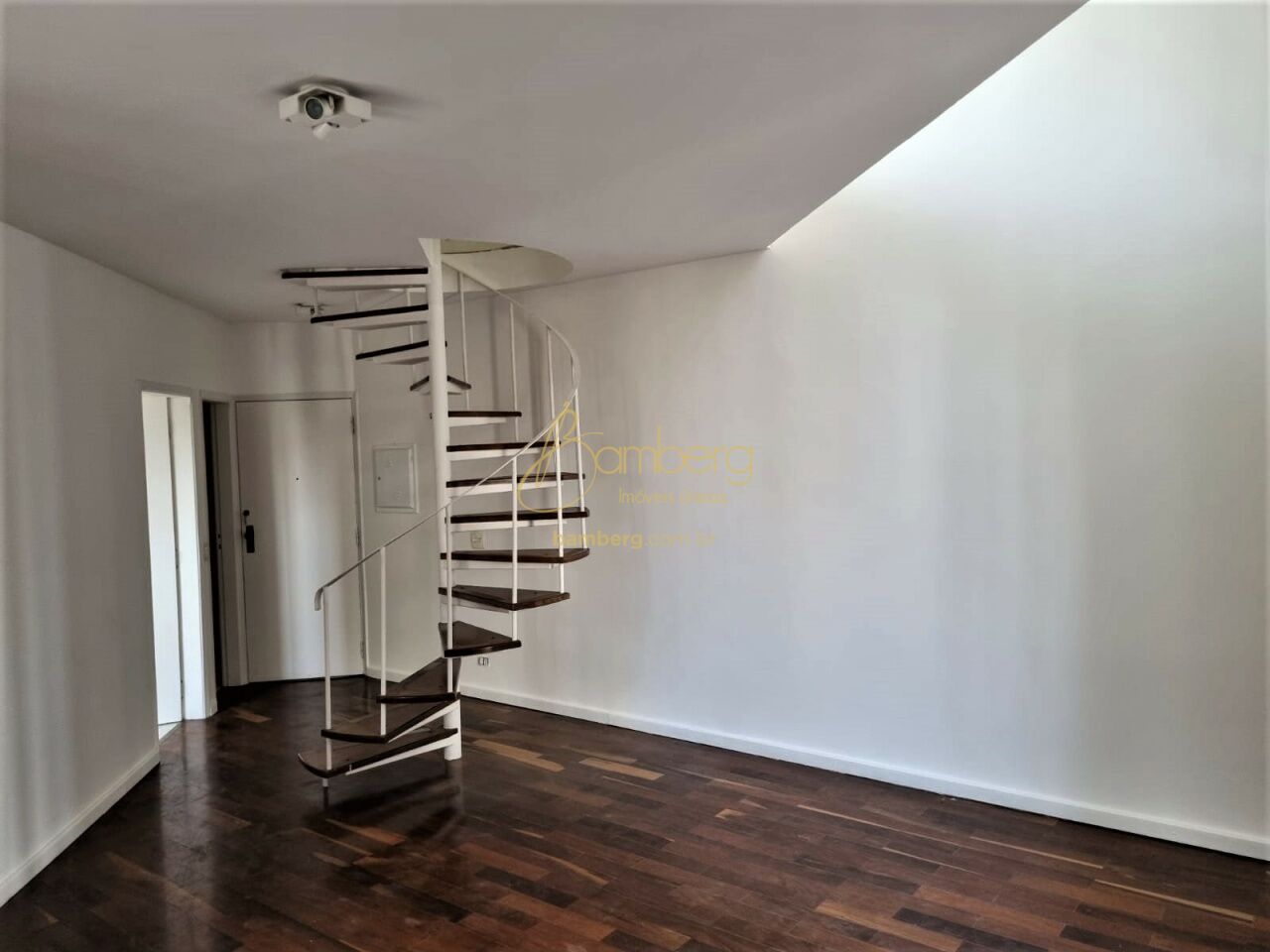 Apartamento no bairro Sumarezinho - São Paulo
