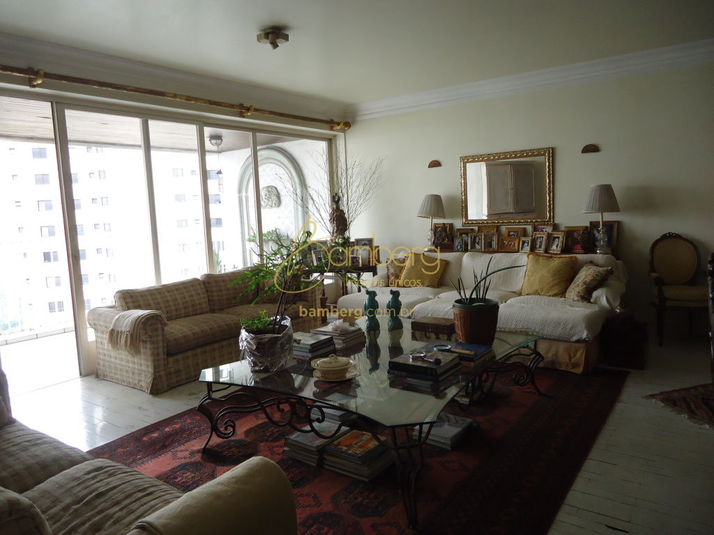 Apartamento no bairro Morumbi - São Paulo