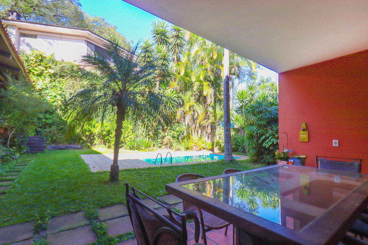 Casa no bairro Jardim Guedala - São Paulo
