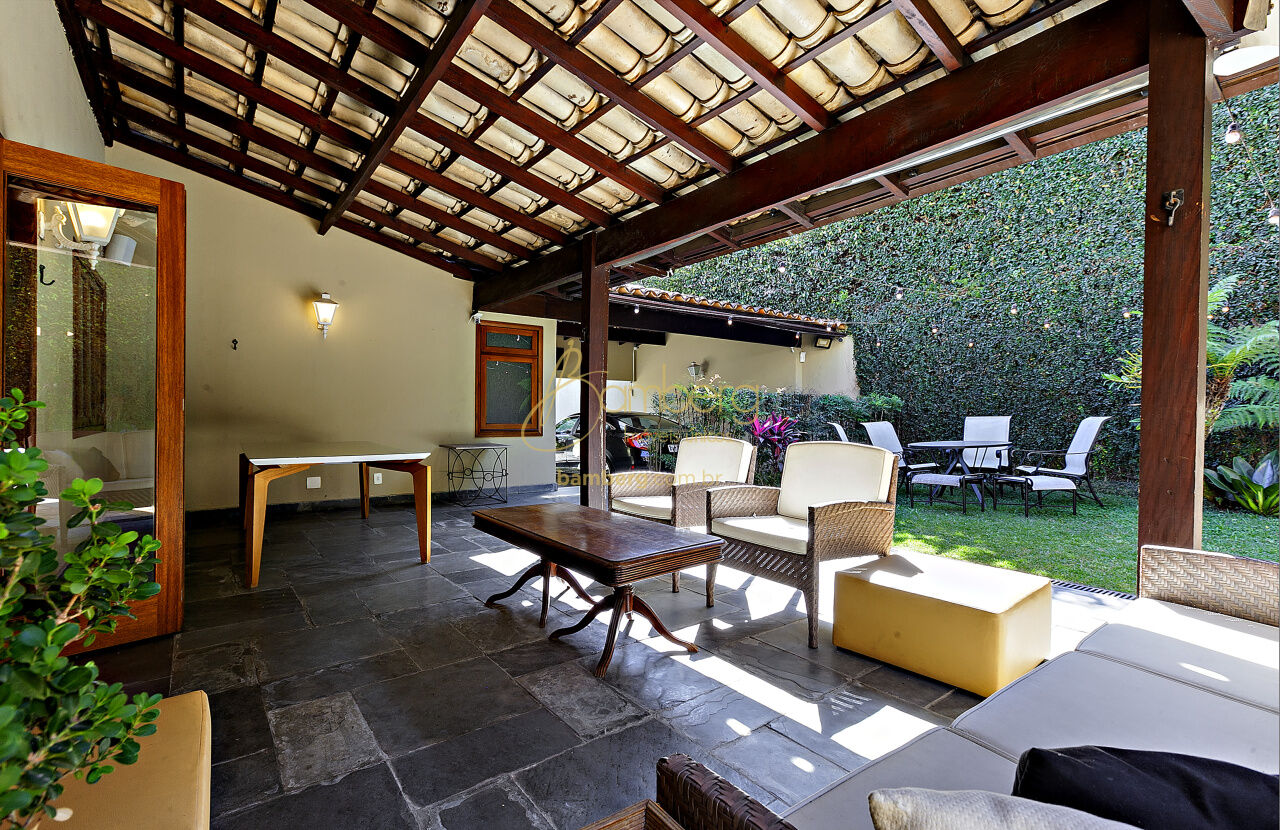 Casa no bairro Jardim Guedala - São Paulo