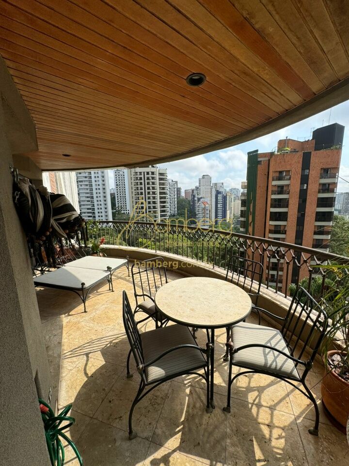 Apartamento no bairro Vila Suzana - São Paulo