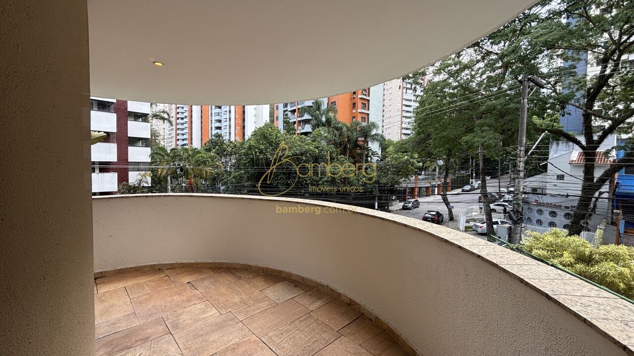 Apartamento no bairro Panamby - São Paulo