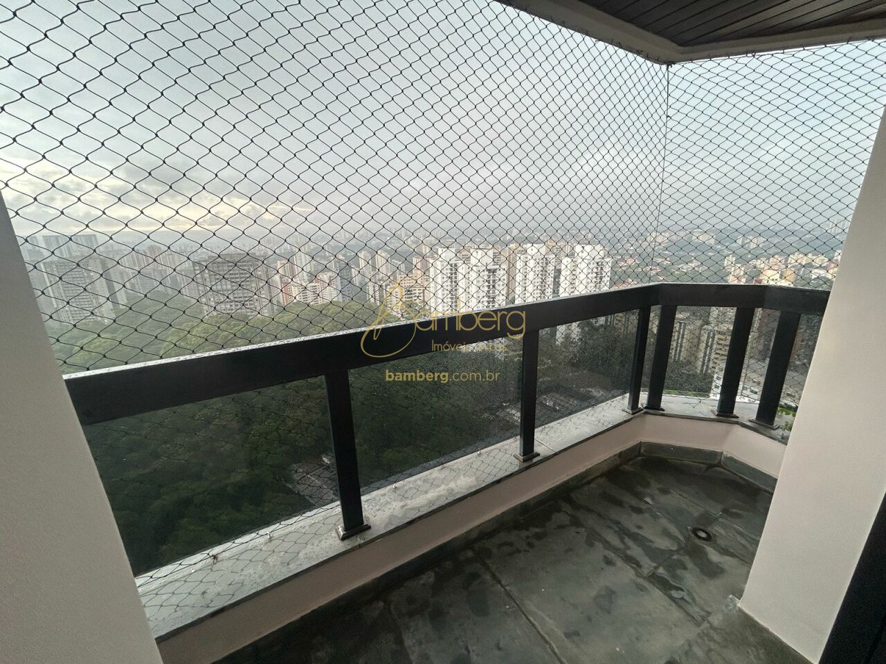 Apartamento no bairro Vila Suzana - São Paulo