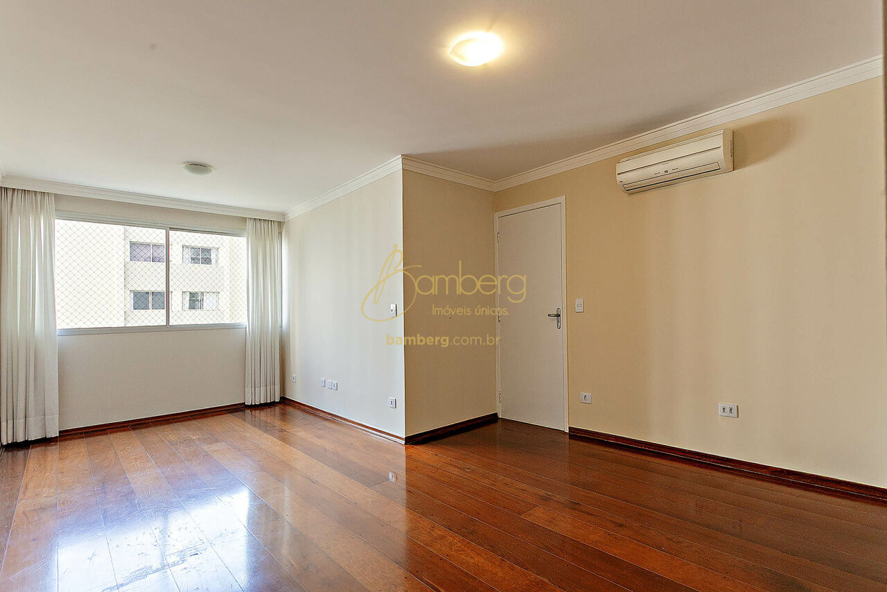 Apartamento no bairro Moema - São Paulo