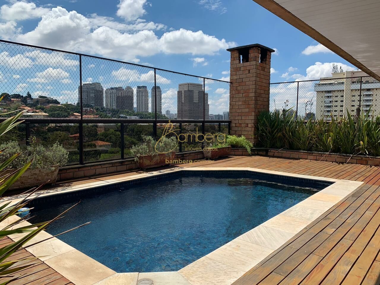 Apartamento no bairro Real Parque - São Paulo