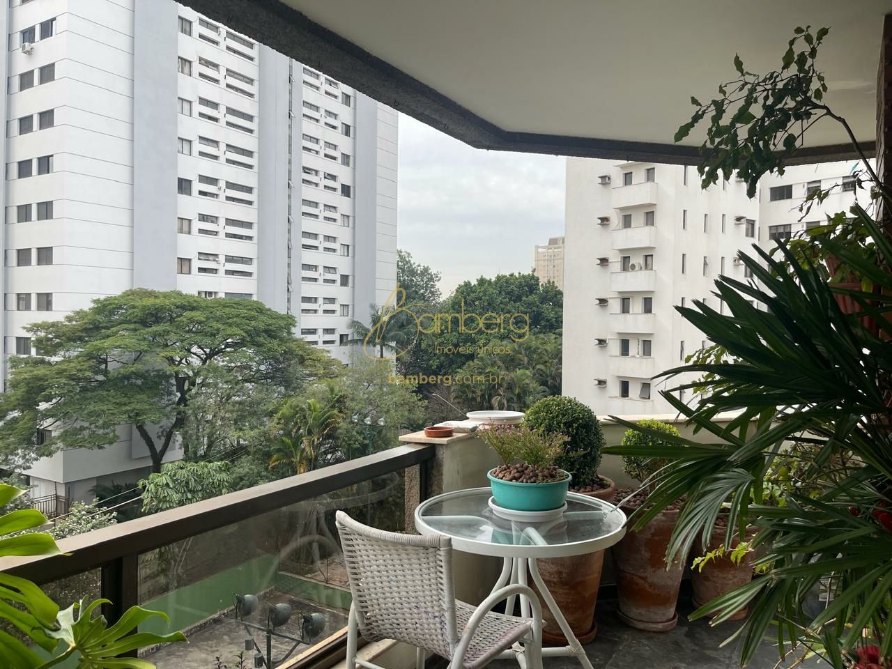 Apartamento no bairro Real Parque - São Paulo