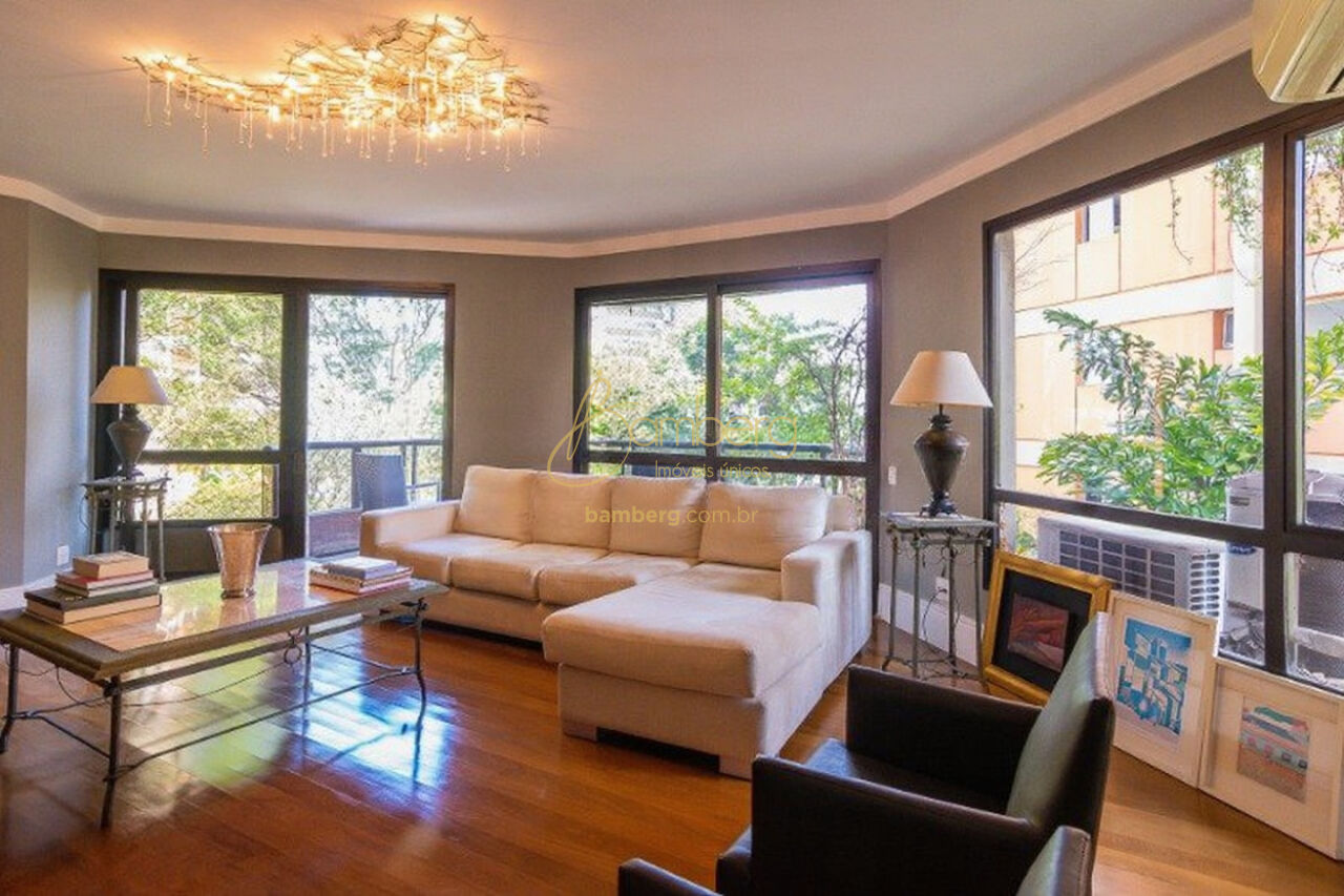 Apartamento no bairro Real Parque - São Paulo