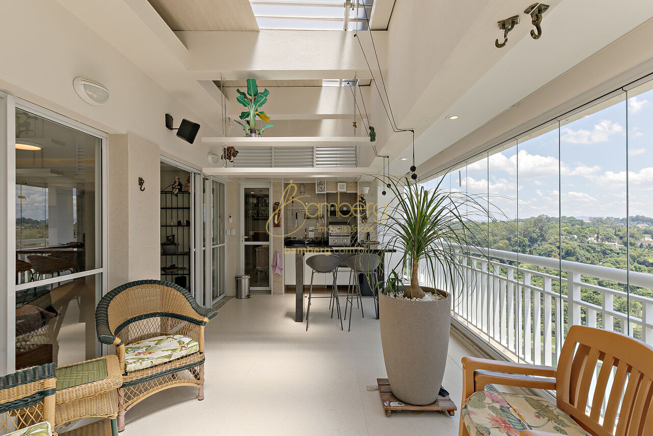 Apartamento no bairro Chácara Santo Antônio  - São Paulo