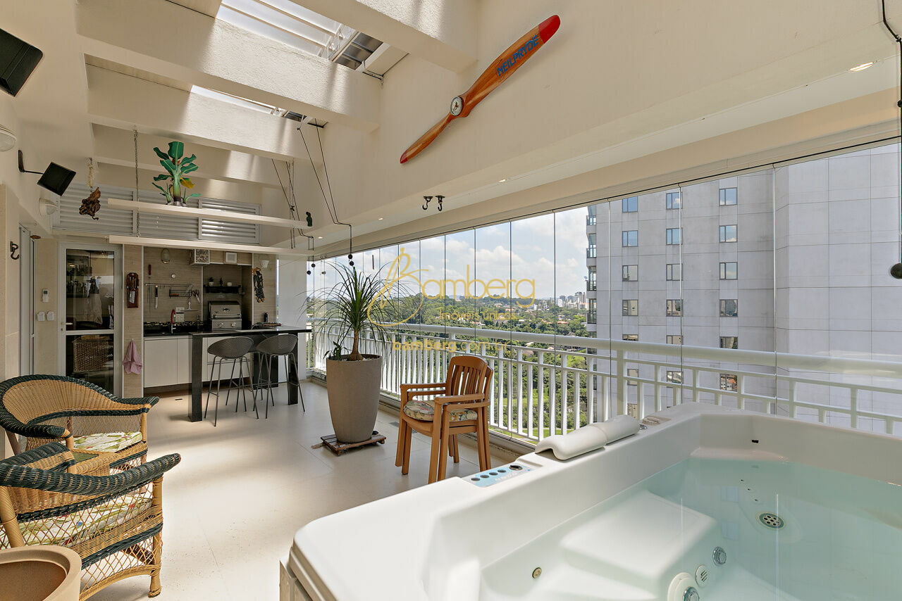 Apartamento no bairro Chácara Santo Antônio  - São Paulo