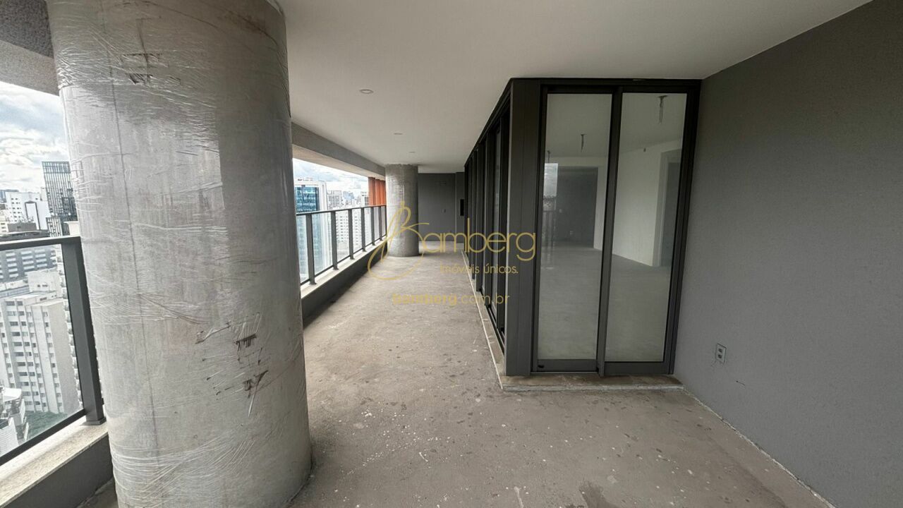 Apartamento no bairro Campo Belo - São Paulo