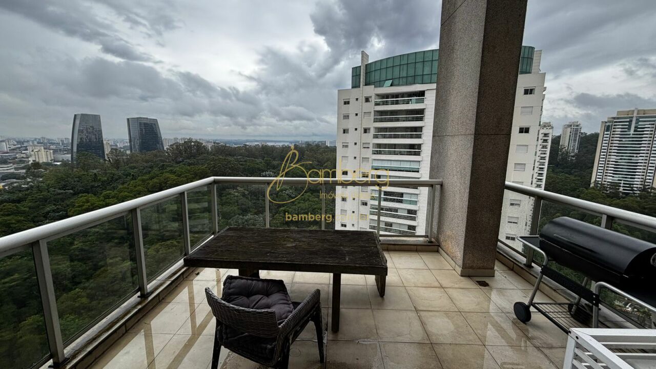 Apartamento no bairro Panamby - São Paulo