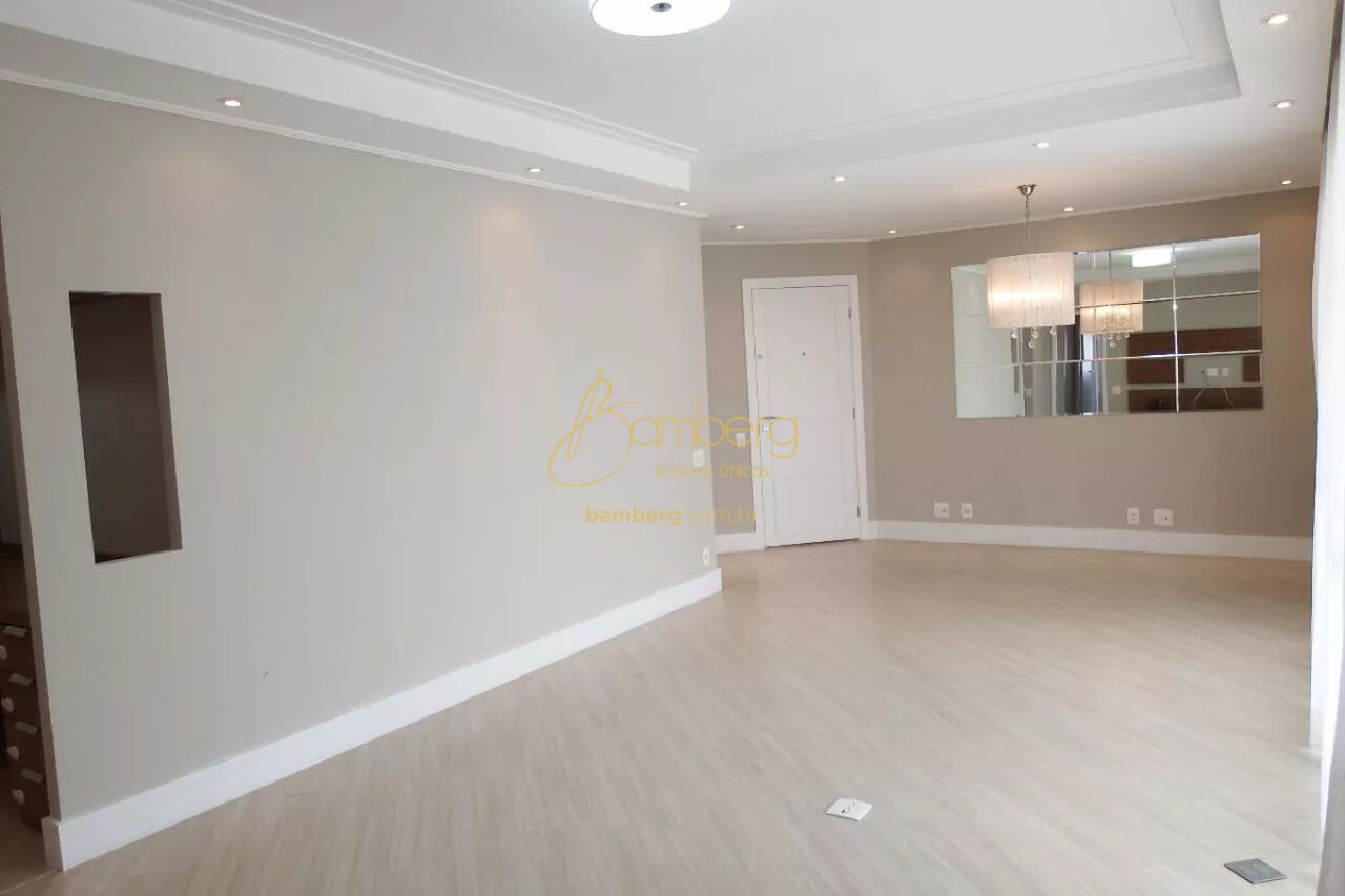 Apartamento no bairro Chácara Santo Antônio  - São Paulo