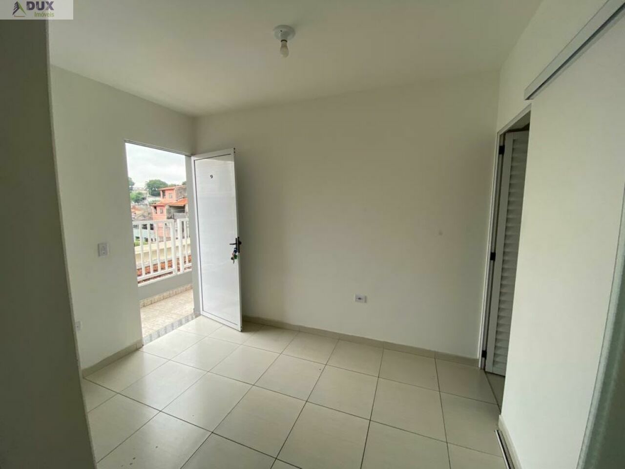 Casa em Condomínio Fechado para Locação - VILA FRANCOS