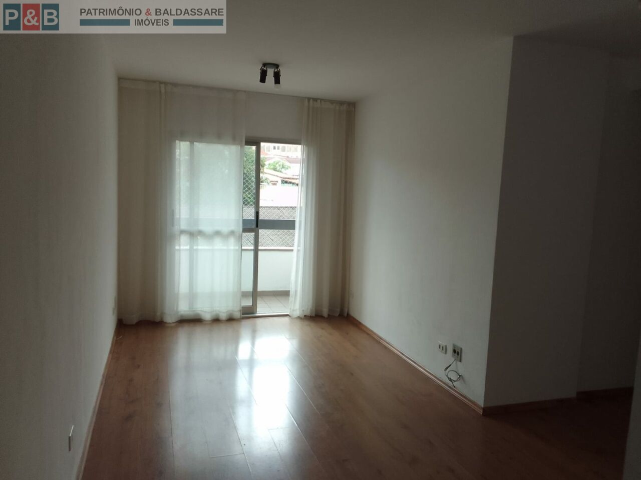 Apartamento para Locação - Vila Firmiano Pinto