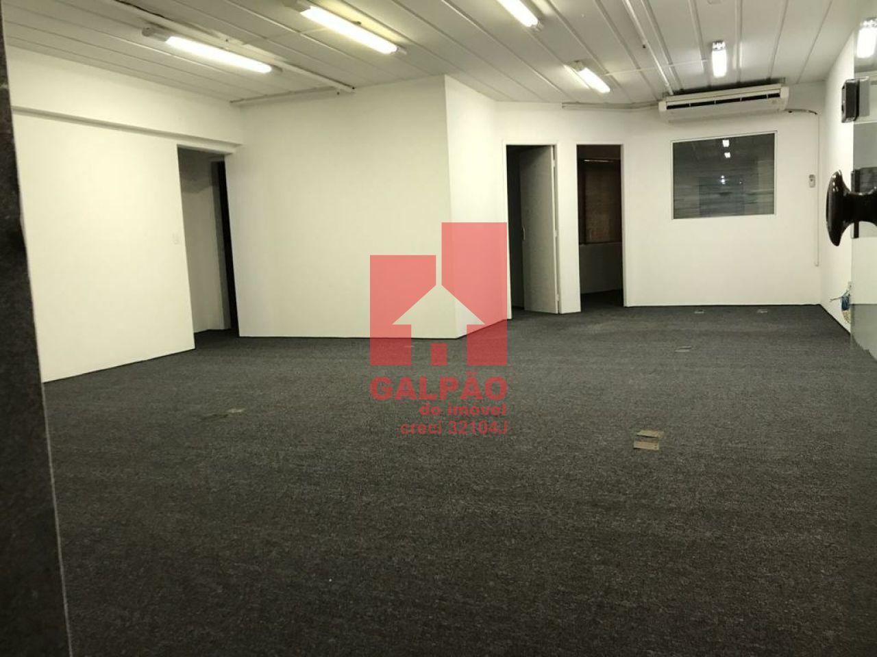 Conj. Comercial para Venda - Cidade Monções