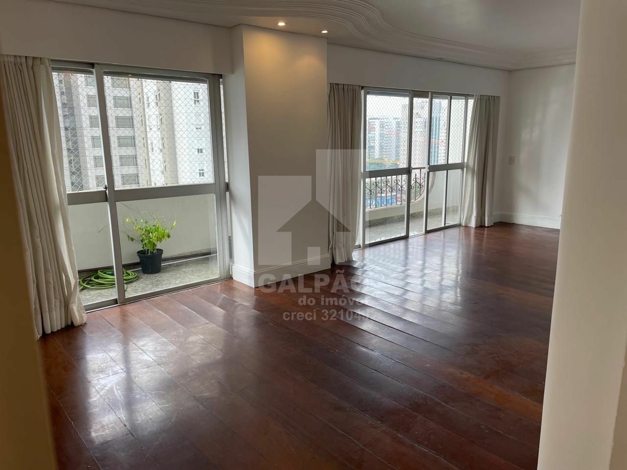 Apartamento para Venda - Moema