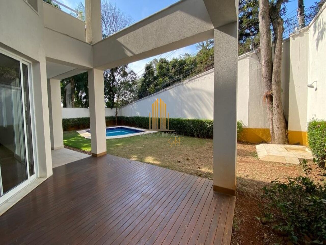 Casa em Condomínio para Venda - Jardim Petrópolis