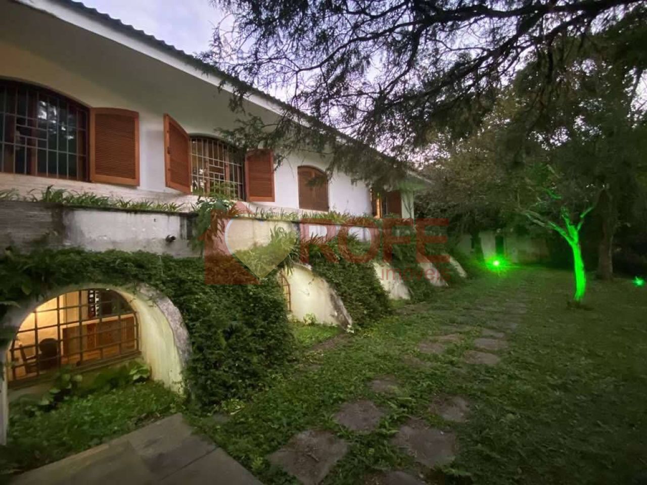 Casa de Condominio para Venda - Chácara Granja Velha