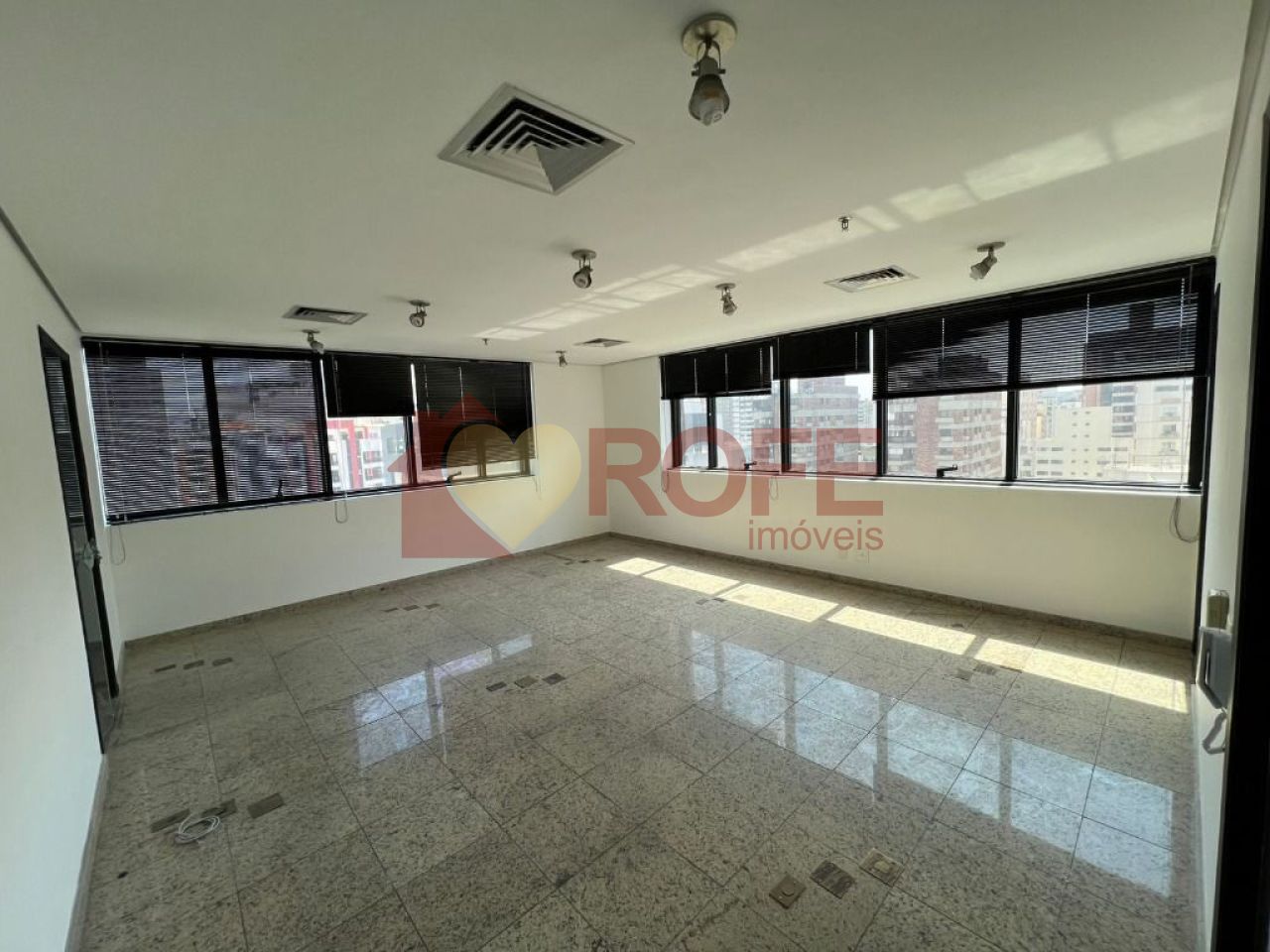 Sala para Venda - Vila Nova Conceição