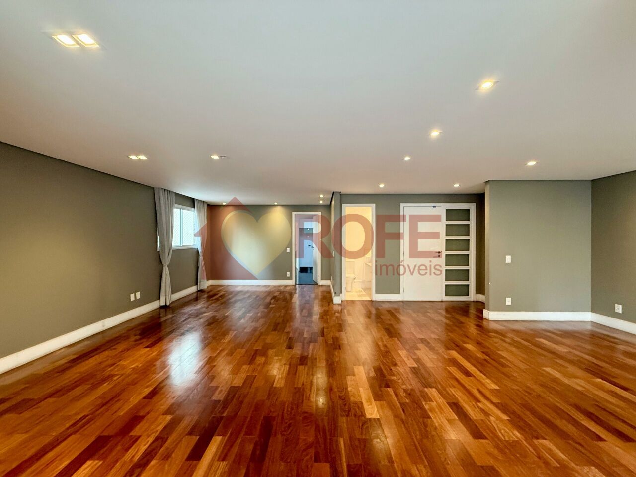 Apartamento para Venda - Moema