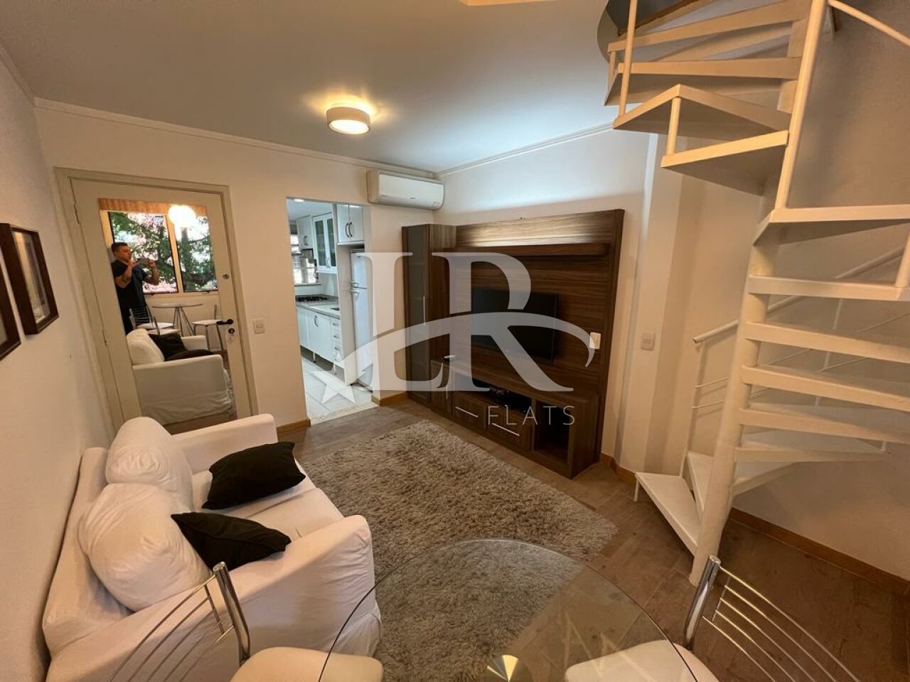 Flat para Locação - Vila Olímpia