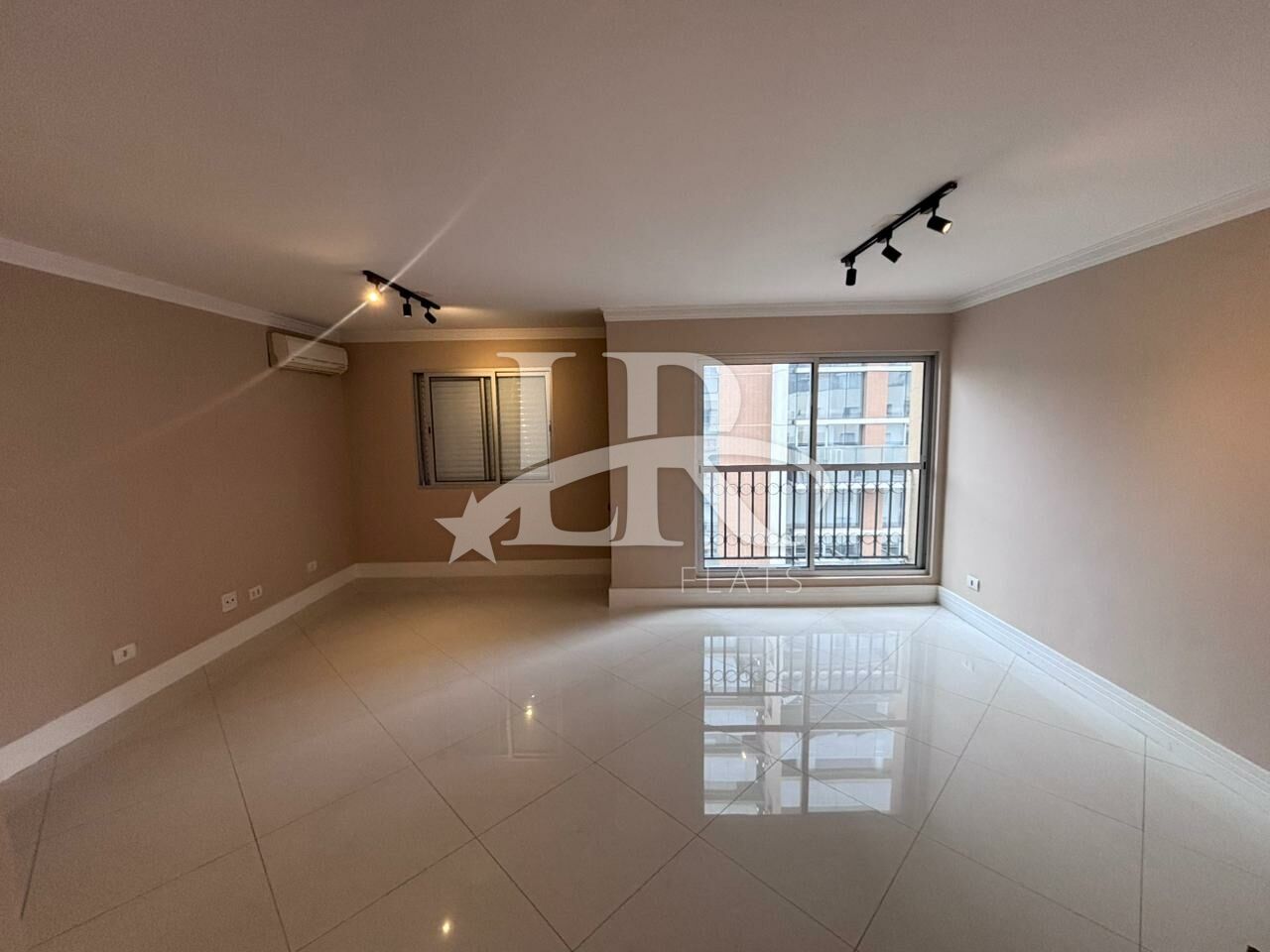 Cobertura para Venda - Vila Olímpia