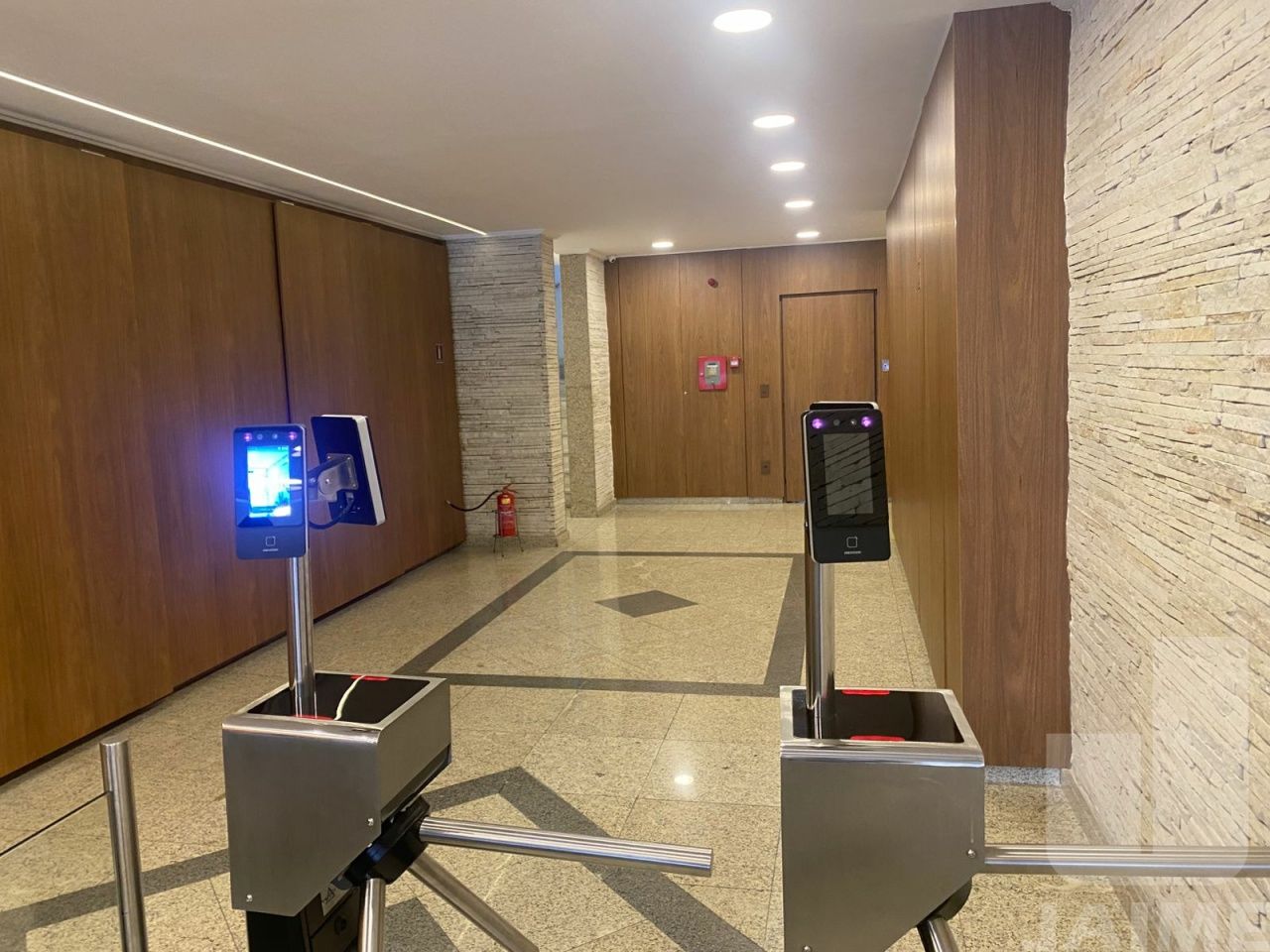 conj-comercial-venda-sao-paulo-cerqueira-cesar-1vaga-65m2-JA42186