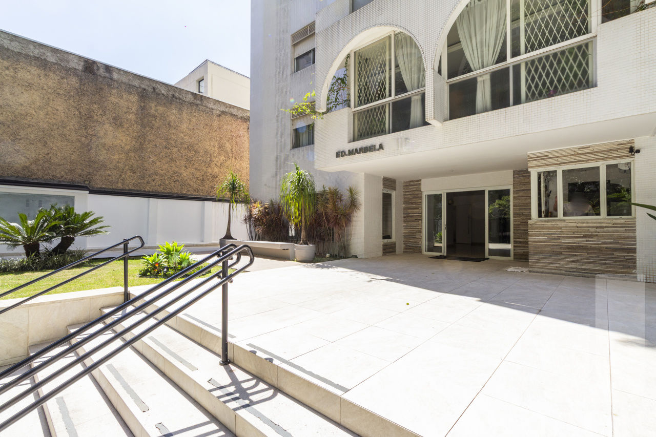 apartamento-venda-sao-paulo-higienopolis-3dormitorios-1suite-3vagas-255m2-JA40500