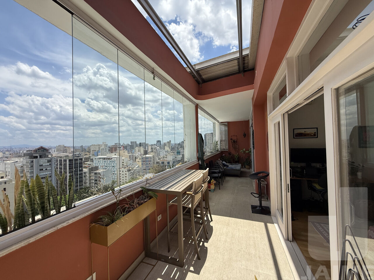 cobertura-locacao-sao-paulo-higienopolis-2dormitorios-2suites-1vaga-155m2-BI3718