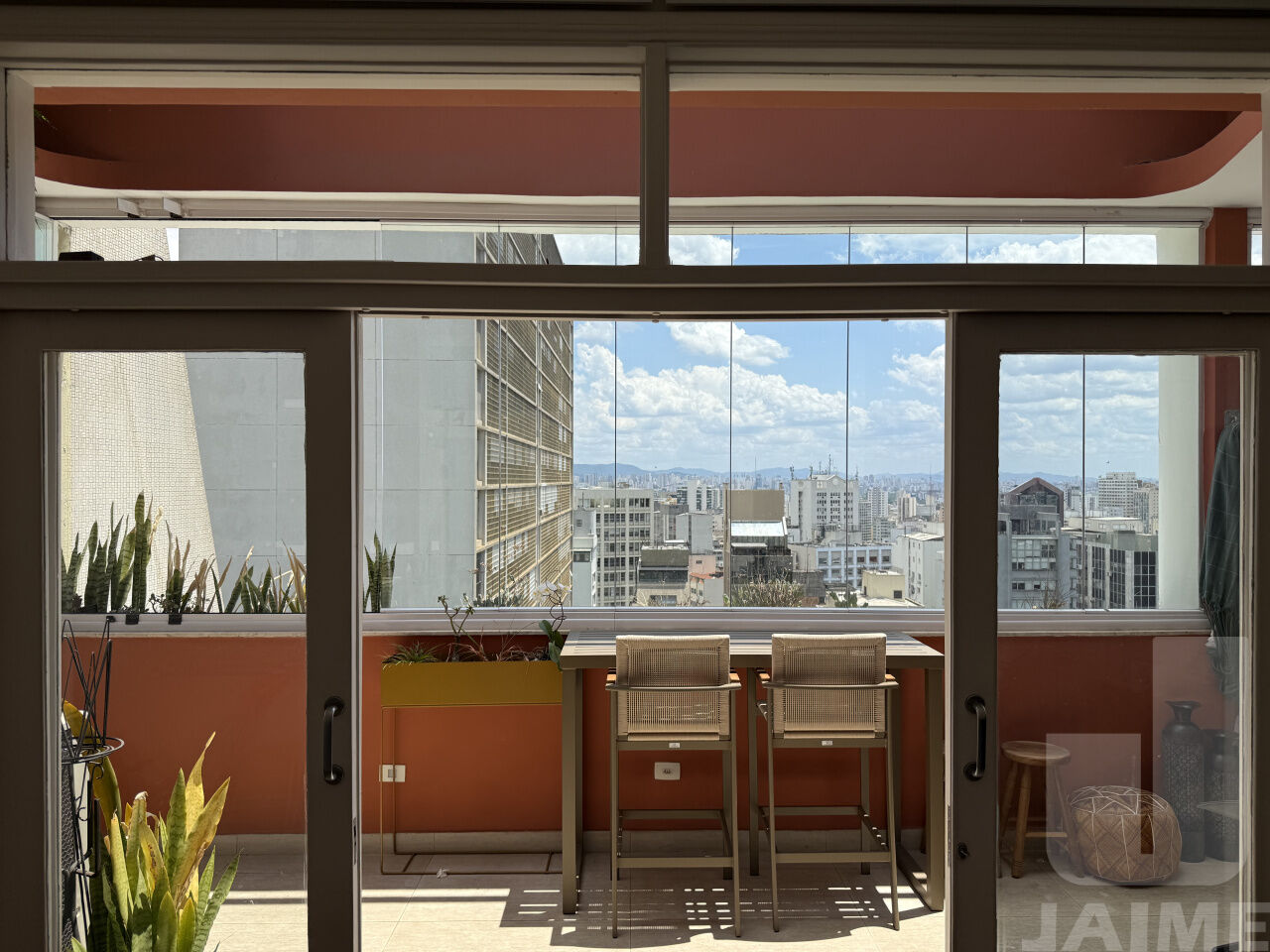 cobertura-locacao-sao-paulo-higienopolis-2dormitorios-2suites-1vaga-155m2-BI3718