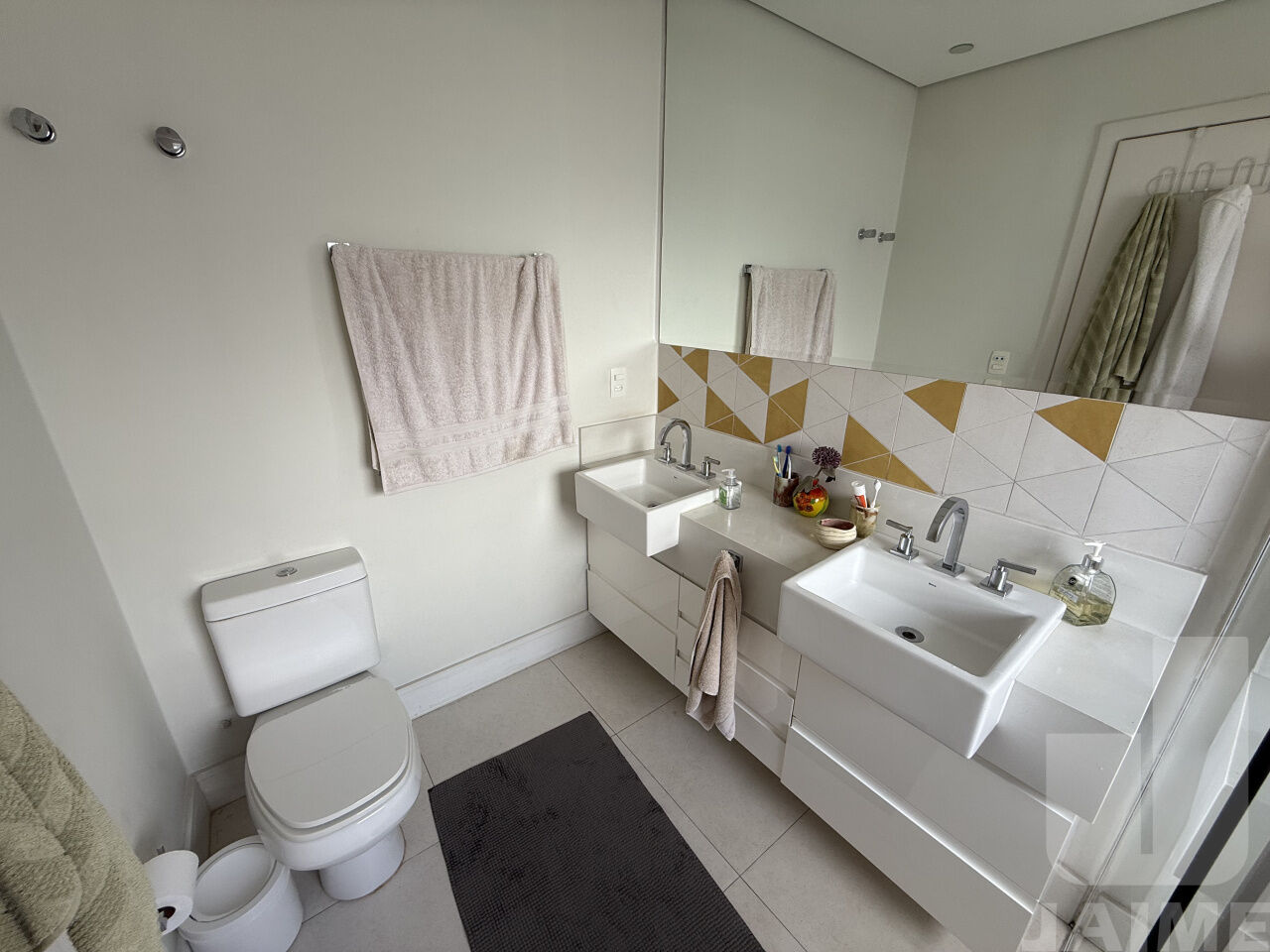 cobertura-locacao-sao-paulo-higienopolis-2dormitorios-2suites-1vaga-155m2-BI3718