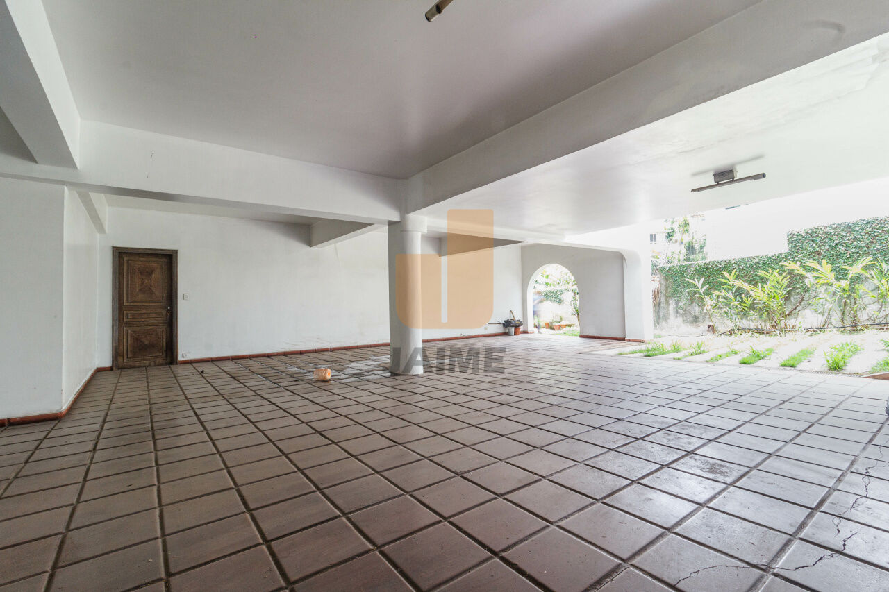 casa-terrea-venda-sao-paulo-pacaembu-3dormitorios-3suites-8vagas-561m2-BI7905