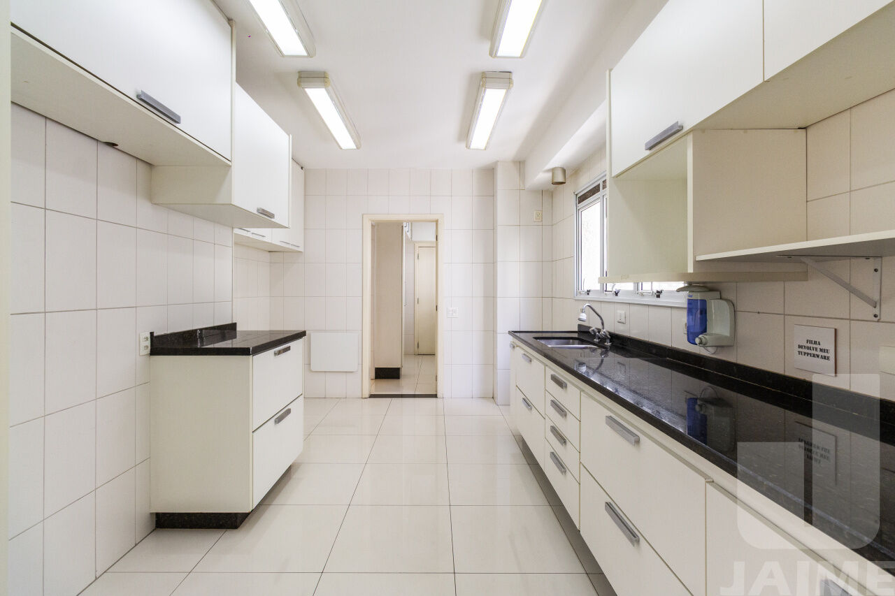 apartamento-locacao-sao-paulo-higienopolis-3dormitorios-3suites-3vagas-200m2-BI810