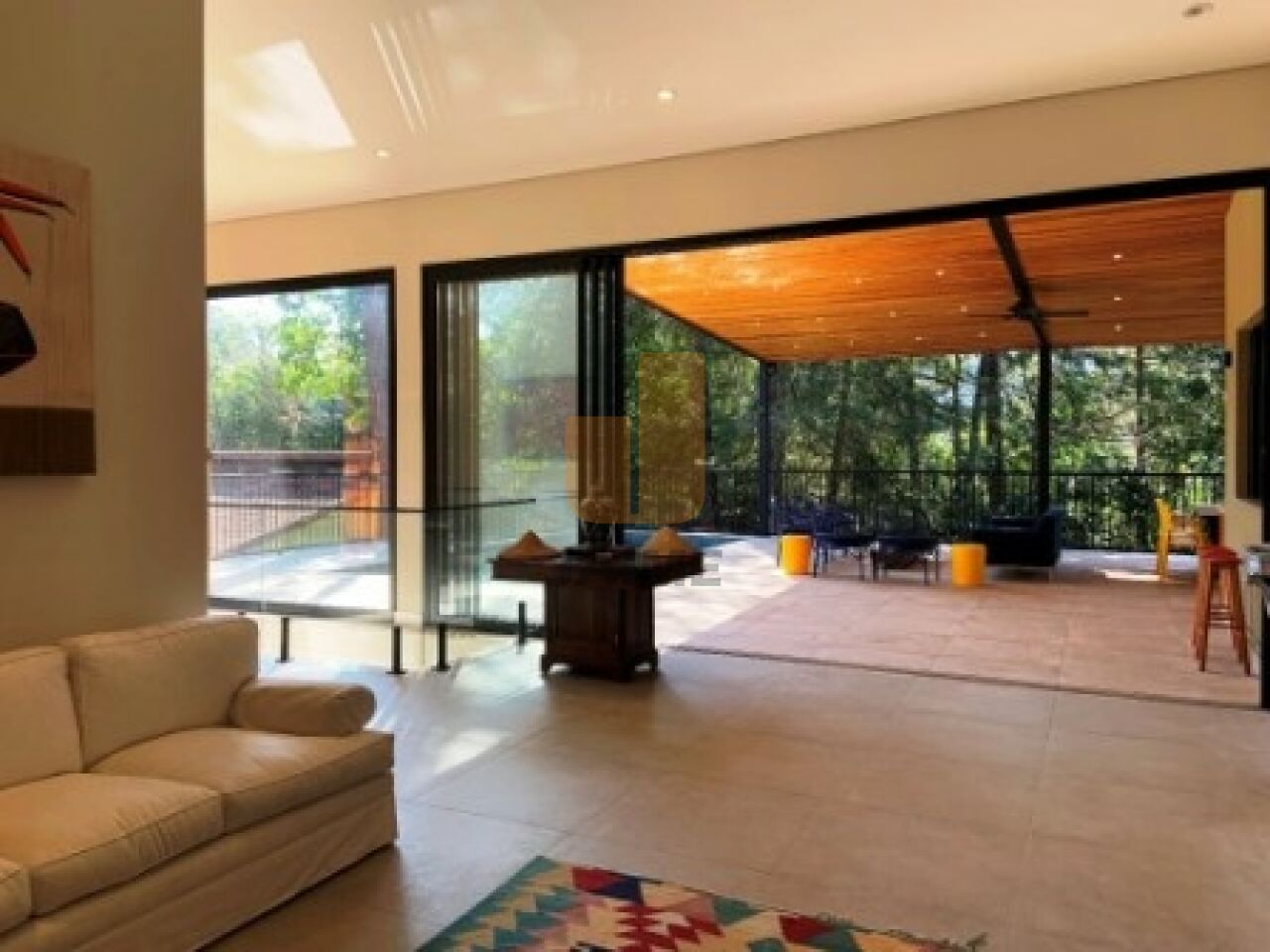 casa-assobradada-venda-atibaia-estancia-parque-de-atibaia-3dormitorios-3suites-4vagas-405m2-BI8236